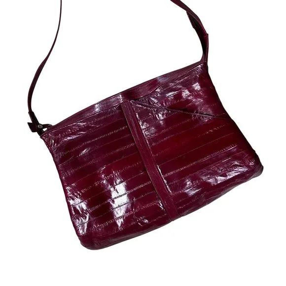 Vintage Red Purse Eel Skin Shoulder Bag Lee Sands Korea 1970s Retro Fashion - Picture 1 of 15